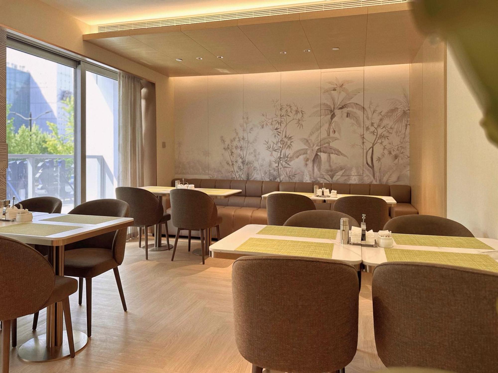 Aparthotel Somerset Pudong Riverside